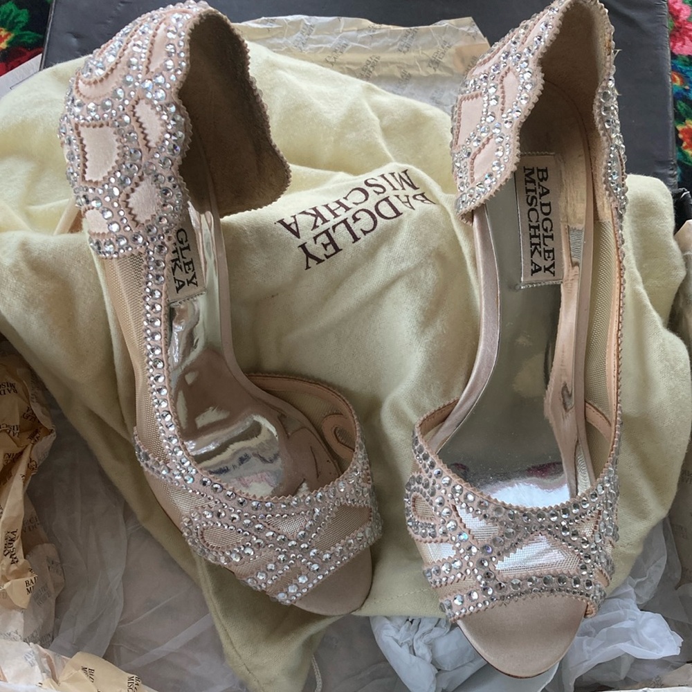 NWT Badgley Mischka Marla heels - Picture 4 of 9